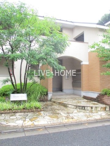 ☆住環境良好☆1フロア2世帯の明るい角部屋☆荻窪駅へ徒歩9分☆