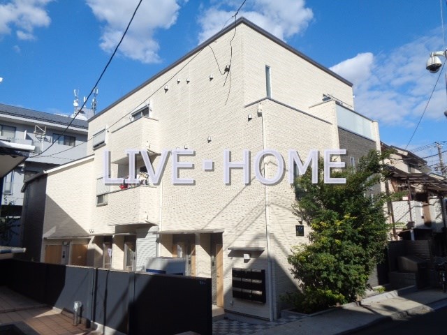 ☆通勤＆生活便利な高田馬場駅へ徒歩１分☆築浅の２ＬＤＫ☆